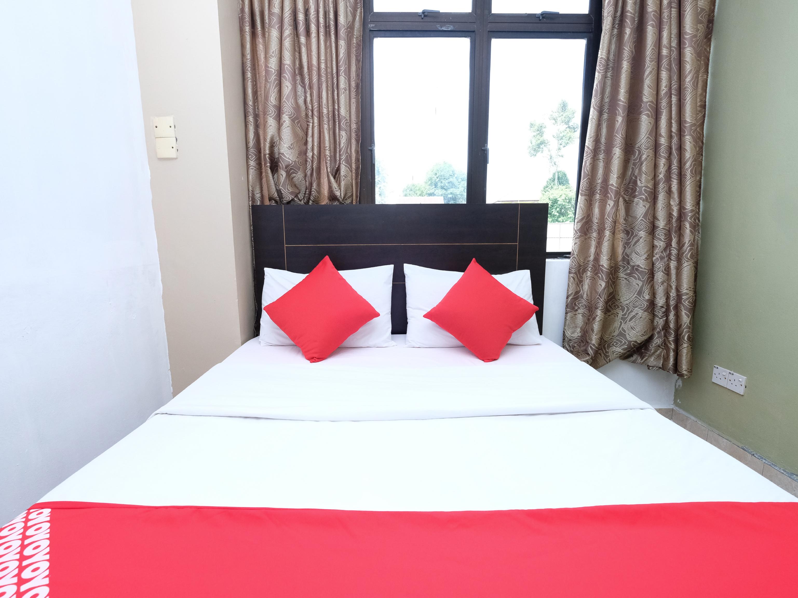 OYO 717 Mr J Hotel Wakaf Che Yeh 2 Exterior foto