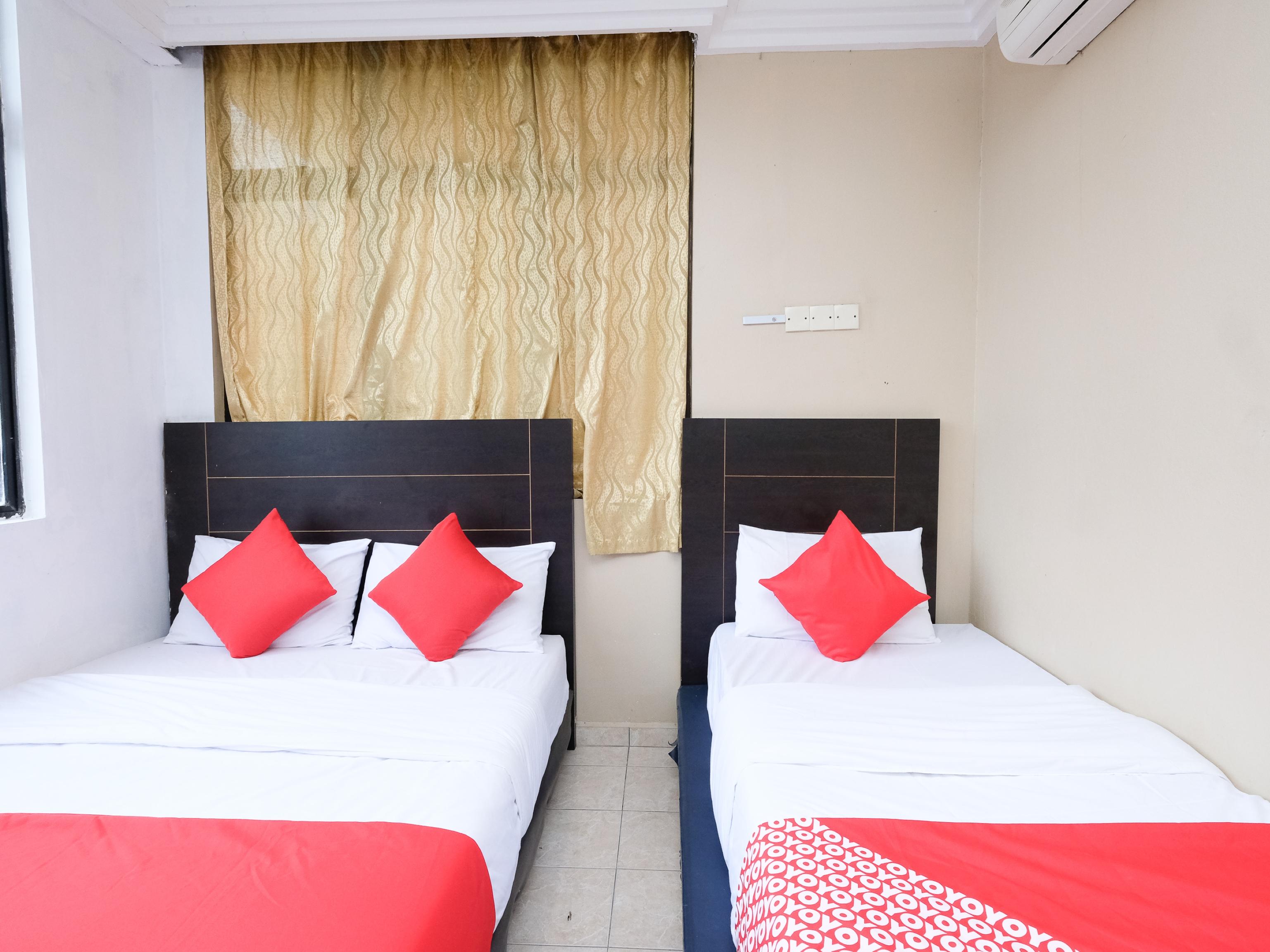 OYO 717 Mr J Hotel Wakaf Che Yeh 2 Exterior foto