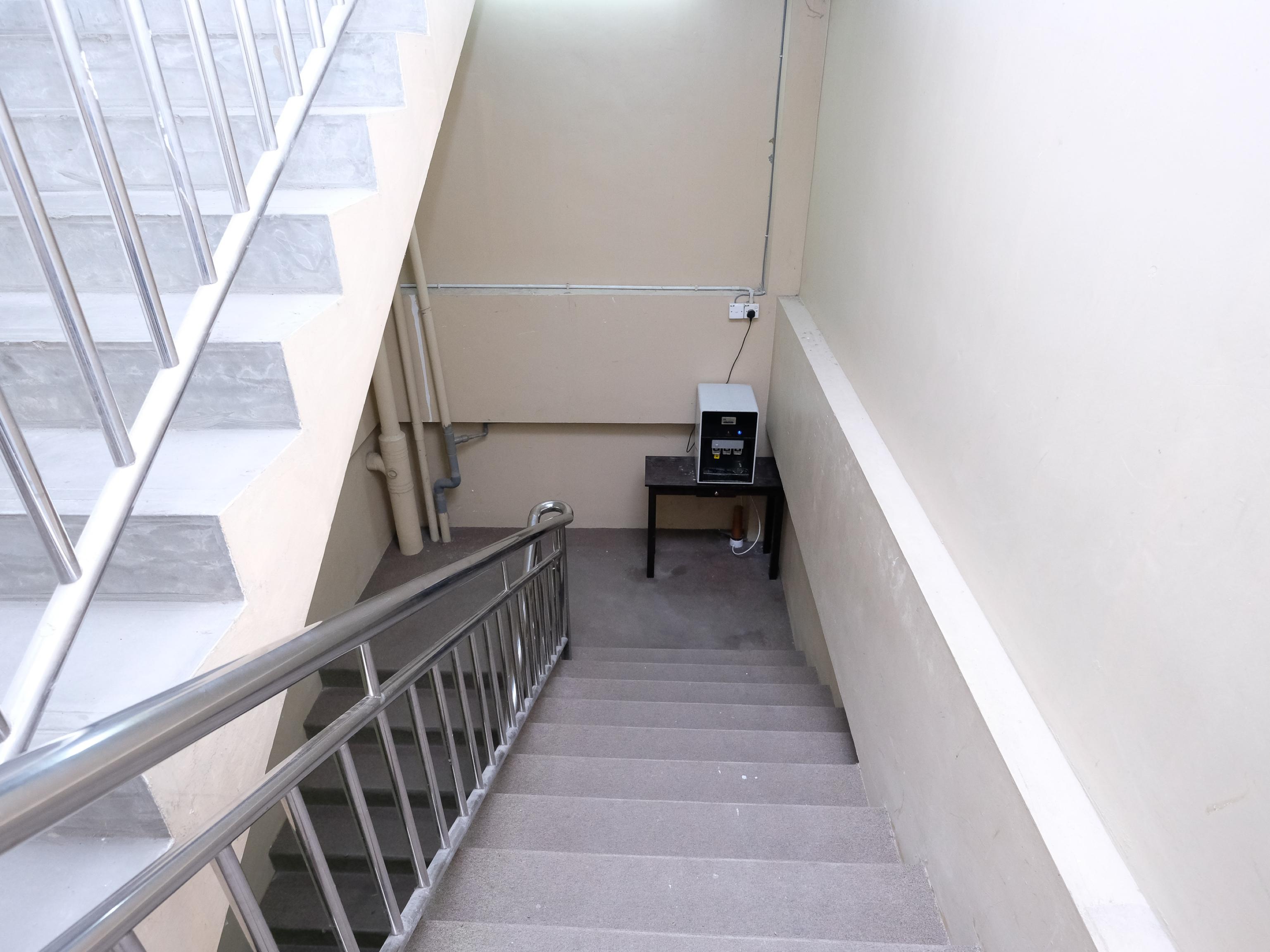 OYO 717 Mr J Hotel Wakaf Che Yeh 2 Exterior foto