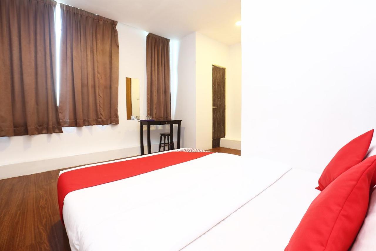 OYO 717 Mr J Hotel Wakaf Che Yeh 2 Exterior foto
